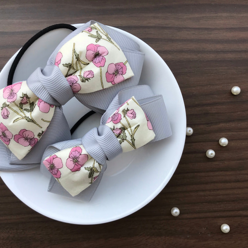 オーダー ちょうちょリボンとリバティリボンのヘアゴム リバティ ロス  