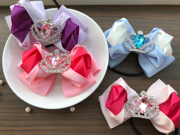 オーダー 花びらリボン ティアラモチーフ付き ヘアゴム amyui 通販