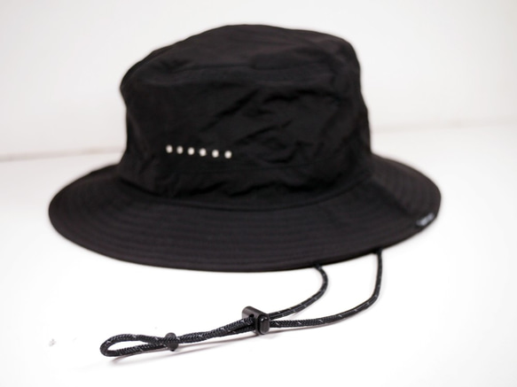 6 點防水輕質戶外漁夫帽 12 種顏色可換繩男女通用戶外防曬帽（黑色） 第3張的照片