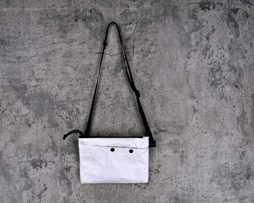 6DOTS 超軽量 Tyvek(タイベック) サコッシュ SACOCHE ハイカー