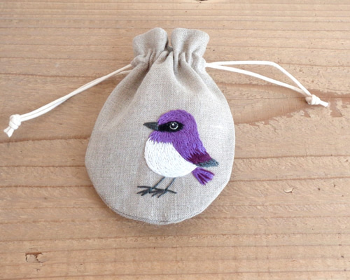 サイズ・ポーチ変更可】シロハラムクドリさんの刺繍ミニリネン