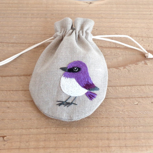 サイズ・ポーチ変更可】シロハラムクドリさんの刺繍ミニリネン