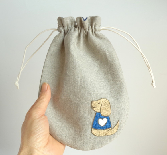 【カラー・サイズ変更可】ミニチュアダックス刺繍のミニリネン巾着（ハート）【受注生産・ドネイション対応】 11枚目の画像