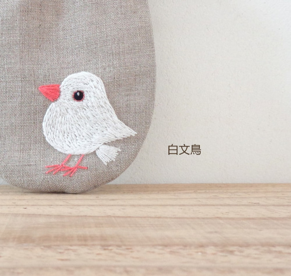 【サイズ変更可・ドネイション対応】小鳥さんの刺繍ミニリネン巾着（シリーズB) 4枚目の画像