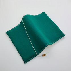 グリーンの帆布のブックカバー　文庫本用 1枚目の画像