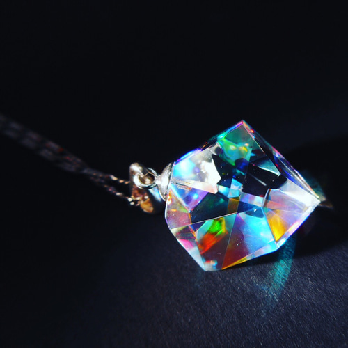 ダイクロガラスペンダント “オーロラの結氷” G-29 ネックレス