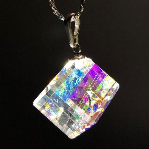 CUBE - 001 ダイクロガラスペンダント ネックレス・ペンダント CUBE - 001 ダイクロガラスペンダント ネックレス・ペンダント