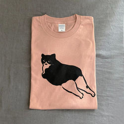 猫のまるちゃん Tシャツ（お尻版）　ダスティピンク 2枚目の画像