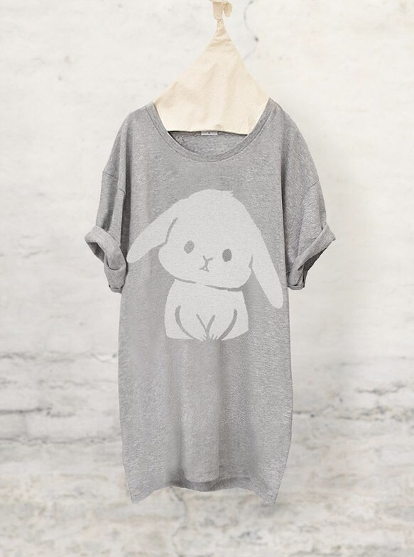 兔子T恤 （灰×白印刷） 第1張的照片