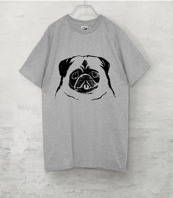 パグ　 Tシャツ　（グレー）　犬 1枚目の画像