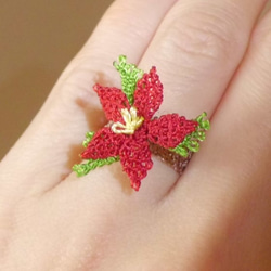 赤い小花の指輪 1枚目の画像