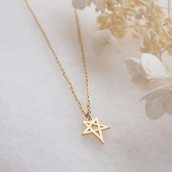 Star necklace 2枚目の画像