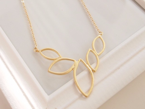 Necklace leaf 4枚目の画像