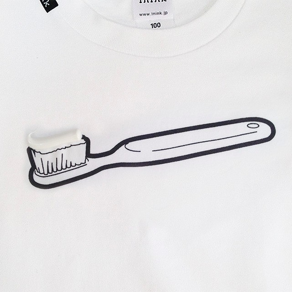 toothbrush  "歯磨き粉がついちゃったTシャツ"（白）KIDS 4枚目の画像