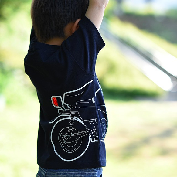 KIDS motorbike Tシャツ　"バイクのライトが光るTシャツ" 交通安全に役立つ！ 3枚目の画像