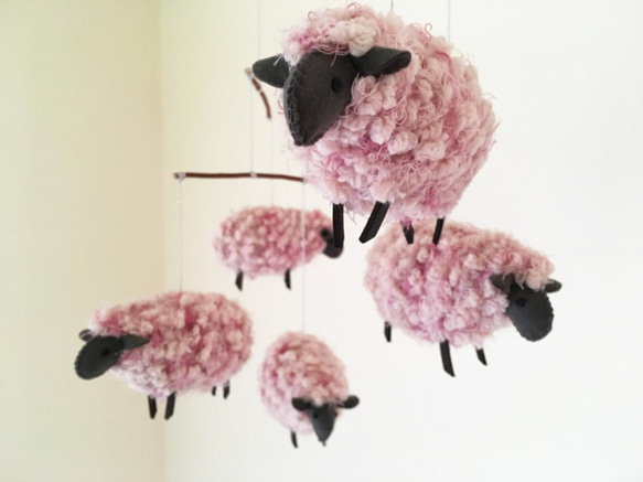 もふもふ毛糸の羊モビールミックスピンク m様専用 2枚目の画像