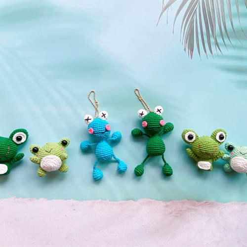 雨の日／梅雨 編みぐるみ蛙A・ミニケロ人形 福かえるストラップ 縁起物