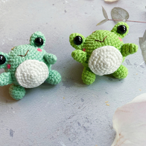 あみぐるみ アヒル カエルさん 【受注製作になります】 雨の日／梅雨