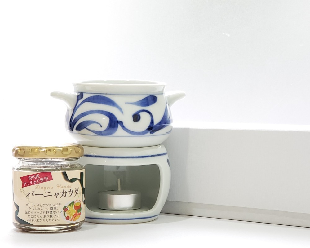 【Cｒｅｅｍａ限定】砥部焼バーニャカウダポット＆バーニャカウダ80ｇ１本