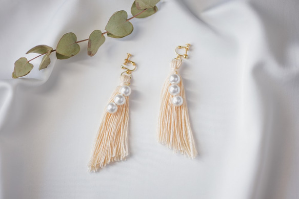 Pearl tassel / タッセルピアス・イヤリング 2枚目の画像