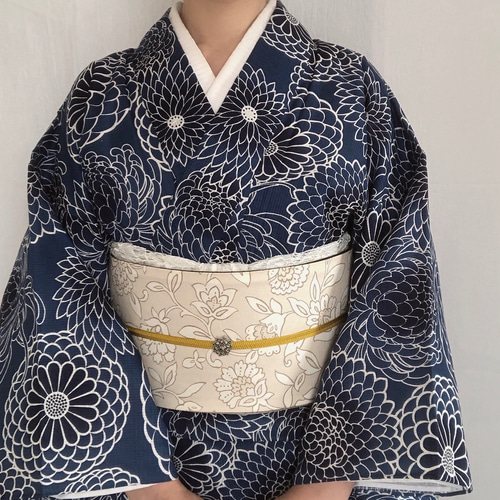 しっとり瑠璃色菊柄浴衣 浴衣 花鹿 kajika 通販 9665536｜Creema