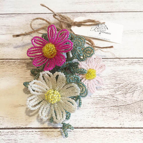 ビーズフラワー】コスモスの一輪挿し 一輪挿し・花瓶・花器