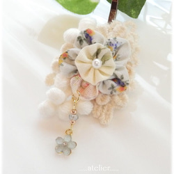 Lace&Fabric Flower 『Hairpin』 ｗith Crystal Charm☆。H 第3張的照片