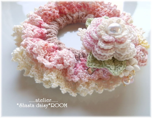 手编 Lace Yarn 绑发橡皮筋(chouchou) *with 2way Brooch（绣花线）*pink E 第4張的照片