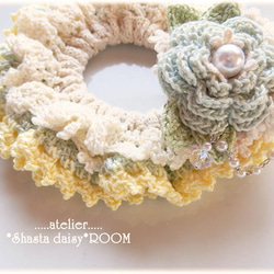 手编 Lace Yarn 绑发橡皮筋(chouchou)with 2way Brooch*yellow×green A 第3張的照片