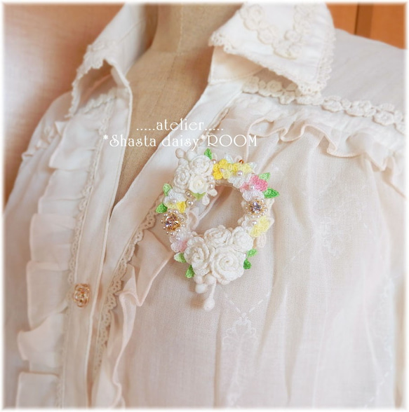 Flower Lease Pendant&Brooch(2way)*手编 Lace yarn flower* 第4張的照片