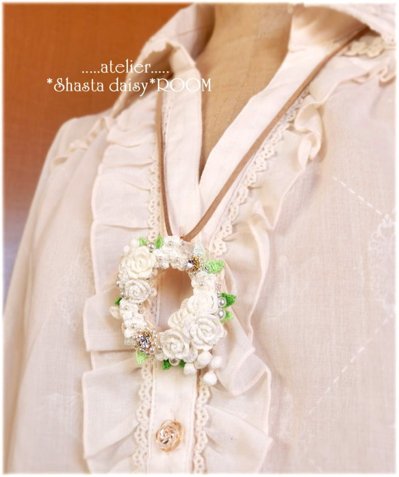 Flower Lease Pendant&Brooch(2way)*手编 Lace yarn flower*White 第4張的照片