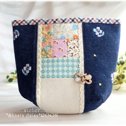 Patchwork pouch/With Charm★Denim and cotton★A 第3張的照片