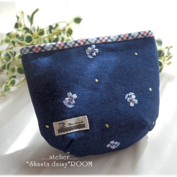 Denim pouch/With Charm★Flowers and bees 第6張的照片