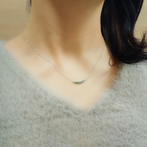 crescentブルーダイヤ K18WGネックレス ネックレス・ペンダント