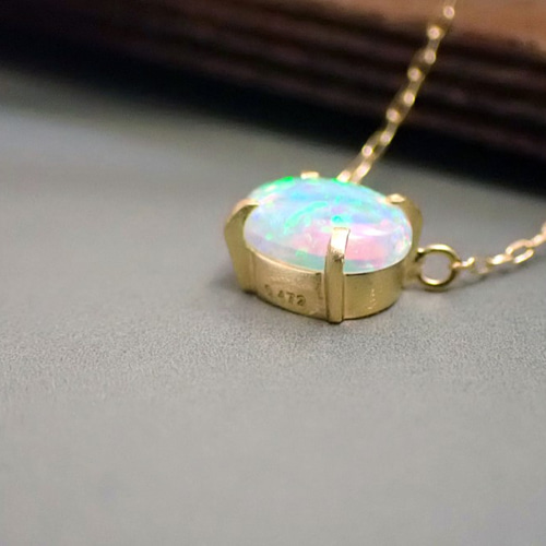 K18 ホワイトオパール<宝石を楽しむネックレス> ネックレス