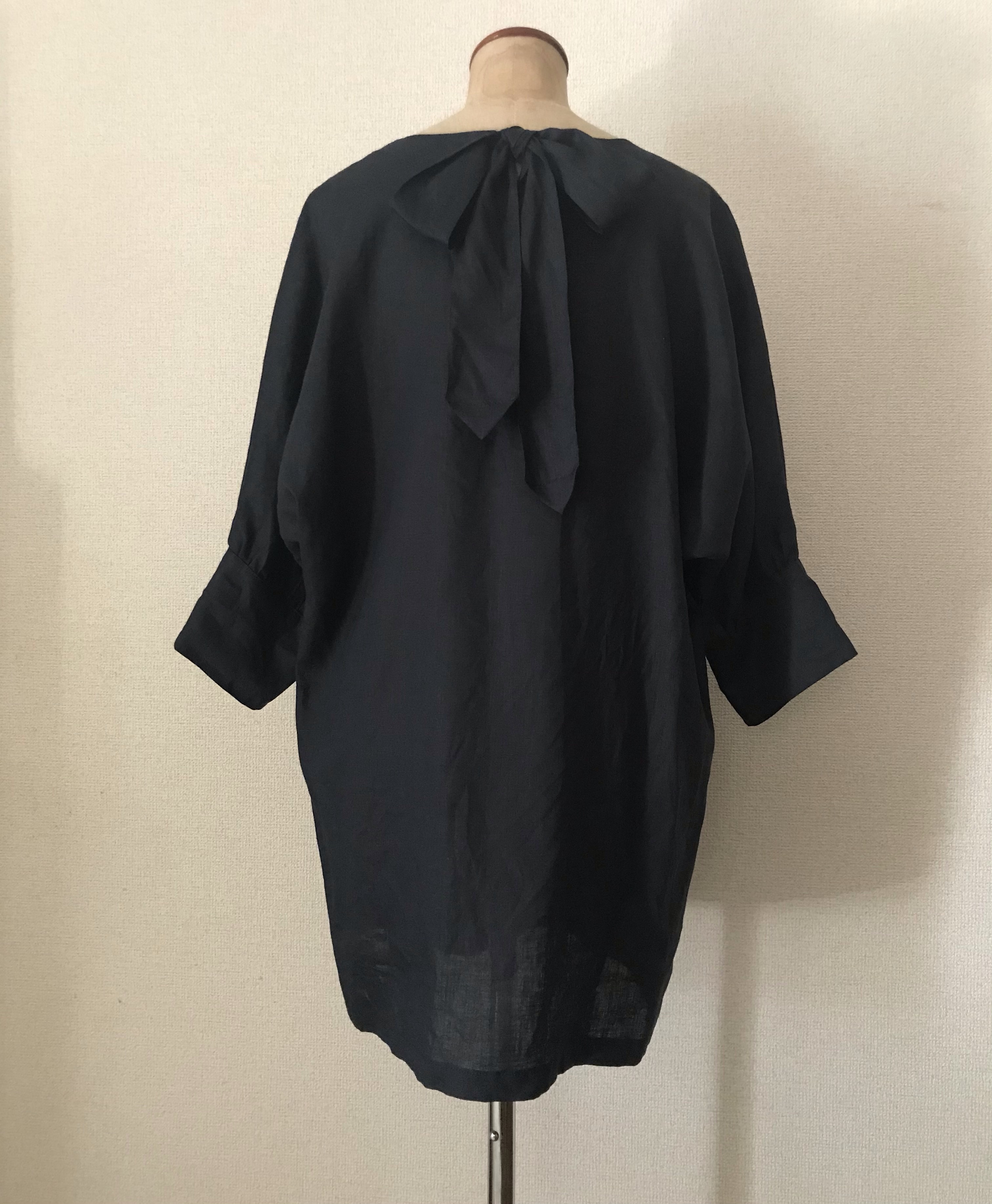 リネン・バックリボンチュニック(ダークネイビー)８分丈