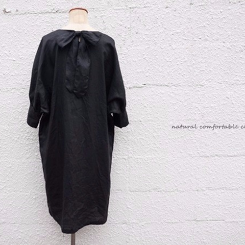 【良品】ARTS＆SCIENCE ドルマンスリーブワンピース ARTS&SCIENCE コットン 黒 ドルマンスリーブワンピース 良品