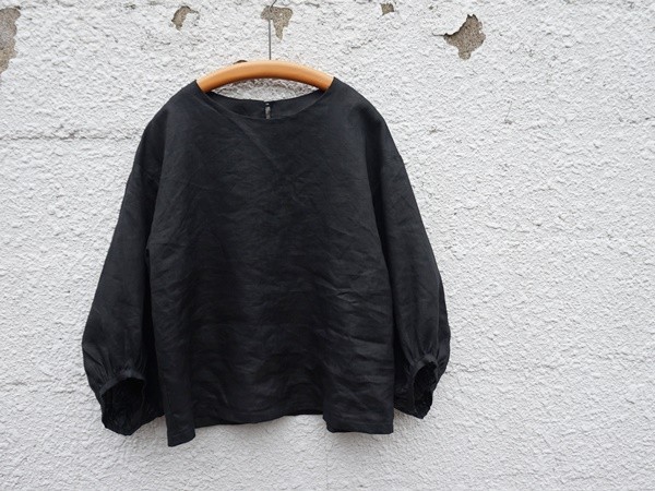 リネン・ギャザリング・シンプルブラウス