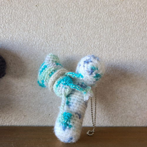 ちびガエル付き編みぐるみリップケース1 あみぐるみ rumamekoro 通販