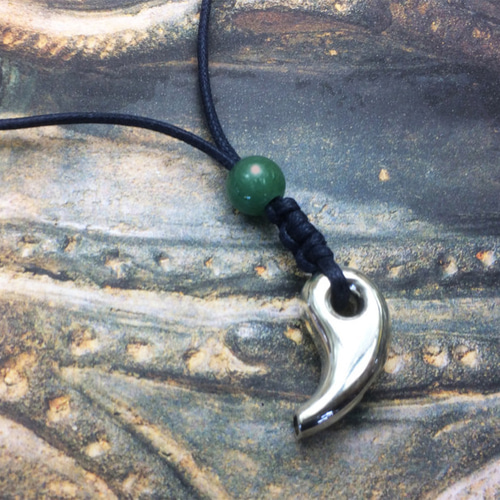 地震!?】銀の笛 勾玉 シルバーペンダント ホイッスル ネックレス