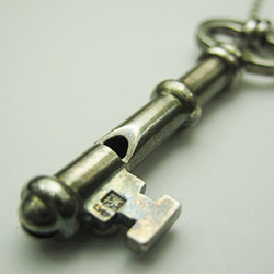 銀の笛 　シルバーペンダント　ホイッスル　key 鍵　カギ 【送料無料】whistle00 2枚目の画像