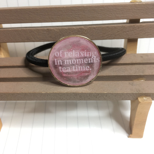 arimaya.レジン丸型いちごジャムヘアゴム ヘアゴム arimaya. 通販