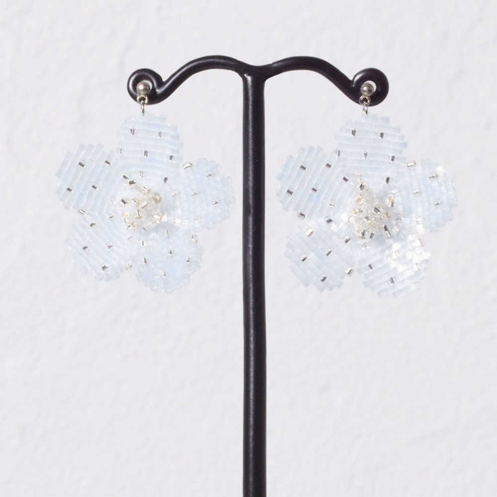 Bijoux Flower Earring（ pale blue ）