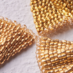 Frilly Earring ( glittering gold ) 5枚目の画像