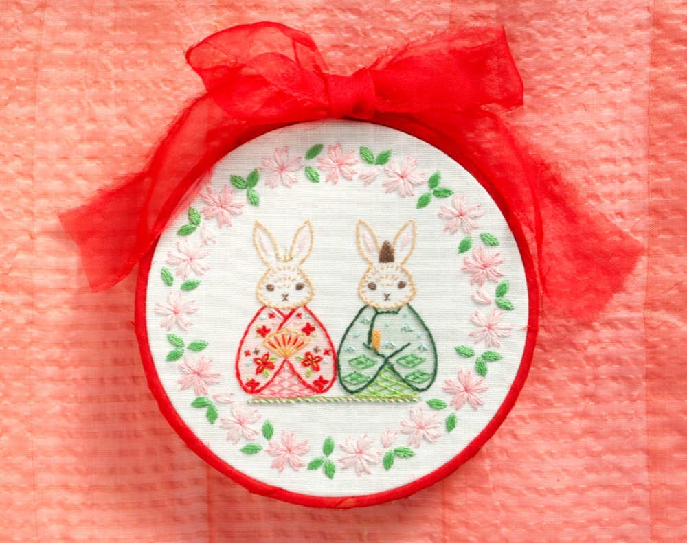 刺繍キット【うさぎ雛の刺繍絵】本格的な刺繍アートを作ってみませんか キット 刺繍イラストレーターMarron 通販|Creema(クリーマ) 11051246 刺繍キット【うさぎ雛の刺繍絵】本格的な刺繍アートを作ってみませんか キット 刺繍イラストレーターMarron 通販|Creema(クリーマ) 11051246