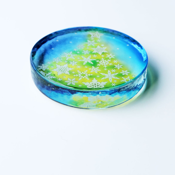【数量限定】雪の結晶クリスマスツリー　ガラス製ペーパーウェイト　ブルー×グリーン 10枚目の画像