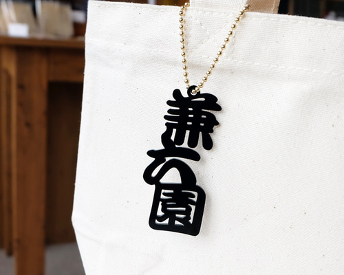 0_fe9a3123d84563b3f6d22134bc27