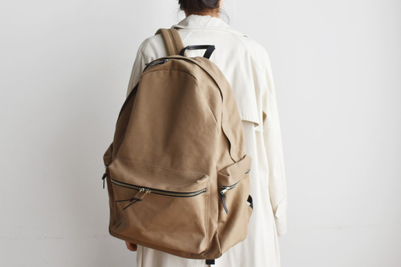 CITY RUCKSACK（グレージュ） 1枚目の画像