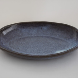 楕円形・オーバルの深皿　赤土×乳濁灰釉 1枚目の画像