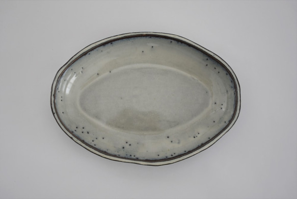 楕円形・オーバルの深皿　赤土×チタンマット釉 2枚目の画像